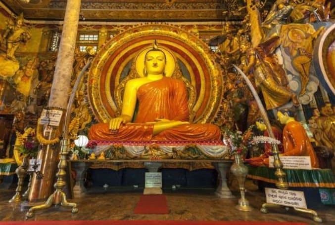 Visit Attractions in Colombo