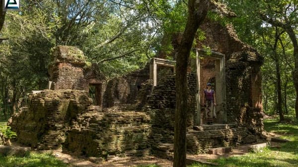 The Anuradhapura Cross: Echoes of an Ancient Faith in Sri Lanka's Sacred Heart