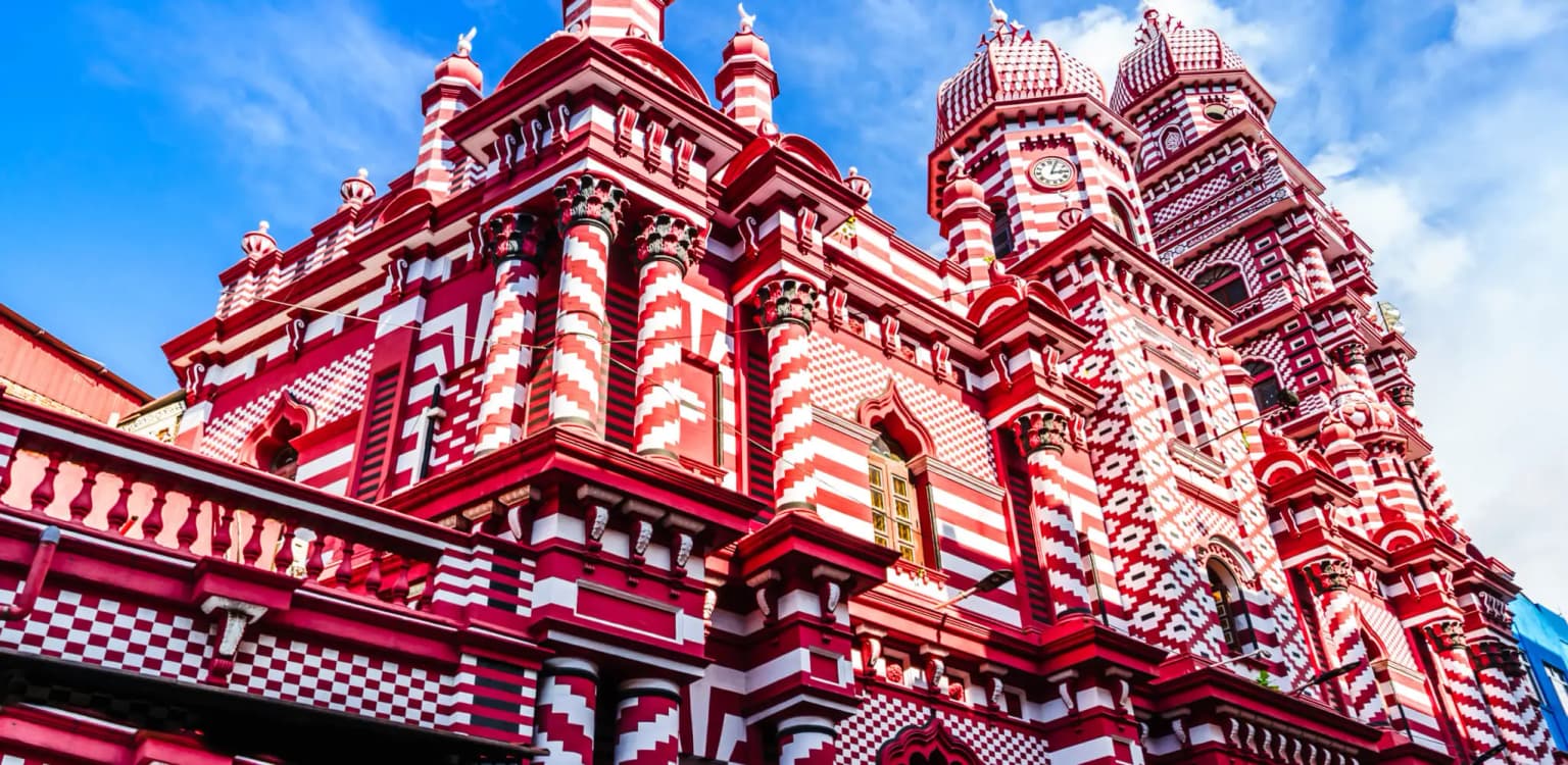 Pettah and Fort: The Colonial Heart of Colombo