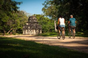 Sri Lanka by Bicycle: Best Cycling Routes for Slow Travel