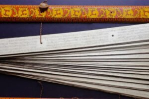 Chronicles of Sri Lanka: Memory, Power, and Sacred History