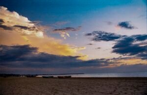 Beruwala’s Golden Mile at Sunrise: A Quiet Traveller’s Guide to Photography Spots