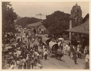 Old Colombo neighbourhoods, Colombo community life, traditional Colombo living, Colombo heritage, old Colombo lifestyle, urban life in Sri Lanka, neighbourhood culture, Sri Lankan city history, heritage neighbourhoods, Colombo before modernisation, social life in Colombo, cultural identity of Colombo, traditional urban communities, Colombo streets and stories, community-driven living, Sri Lankan urban heritage